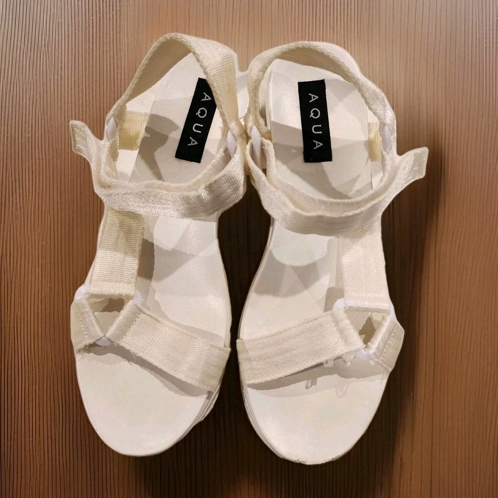 AQUA Platform Sandals Womens 7 White Sporty Strappy Chunky Hook and Loop Straps